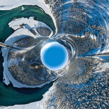 Soyut kar dünyasının 360 derecelik panoramik hava aracı görüntüsü