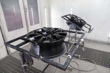 A Two black painted aluminum alloy wheel is mounted on a special