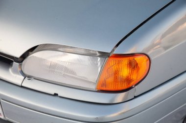 Gri lada 2114 ön far görüntüsü 