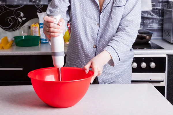 Girl Pajamas Kitchen Prepares Breakfast Holding Hand Blender Her Hand — Stock Photo, Image