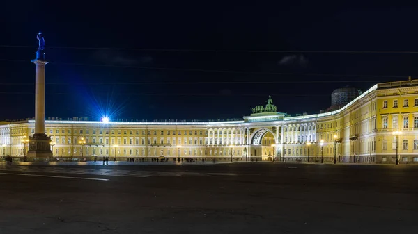 サンクトペテルブルクの宮殿広場 — ストック写真