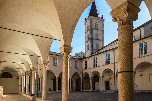 Santa Caterina Cloister