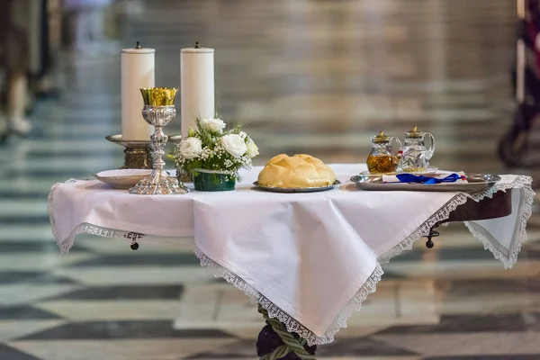 Le rite de communion dans la messe catholique — Photo