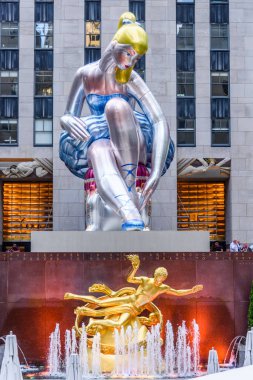 Oturmuş balerin ve Prometheus