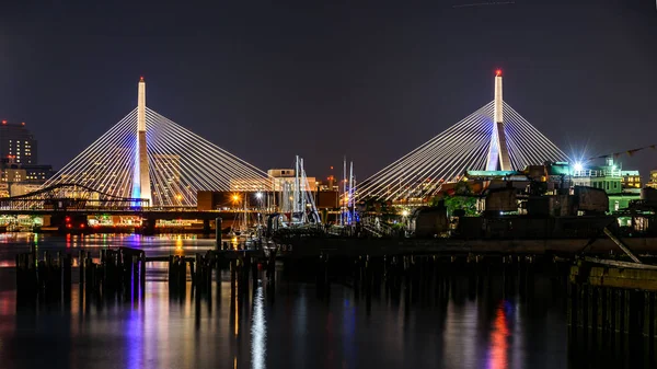 在波士顿的桥梁 — 图库照片