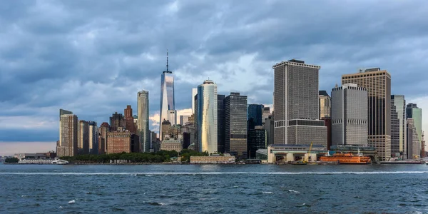 Horisont av nedre manhattan — Stockfoto