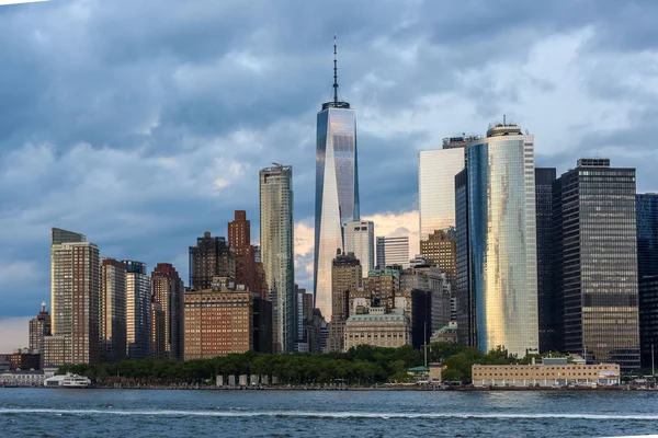 Horisont av nedre manhattan — Stockfoto