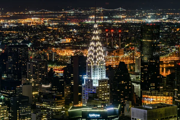 Paesaggio urbano notturno di Manhattan — Foto Stock