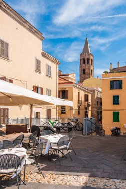 Alghero'da çan kulesi