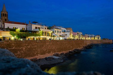 Alghero şehrinin manzarası