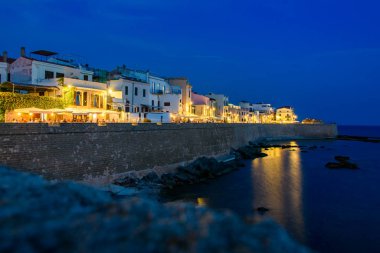 Alghero şehrinin manzarası