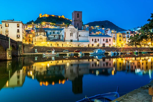Das Dorf Bosa in Sardinien — Stockfoto