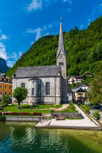 Igreja Cidade Velha Hallstatt Lago Homônimo Dos Locais Patrimônio Mundial — Fotografia de Stock