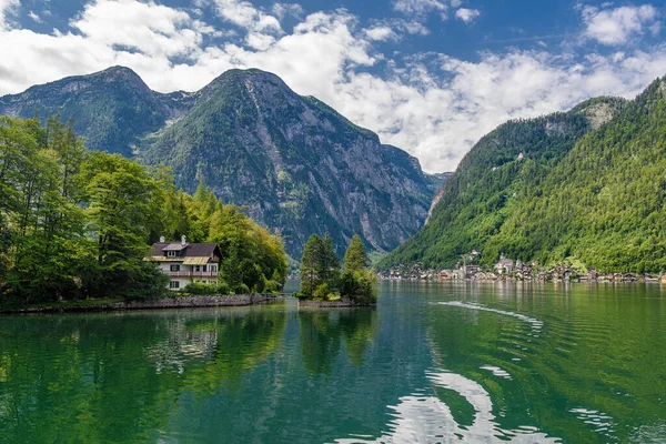 在Salzkammergut的心脏看到Hallstatt — 图库照片