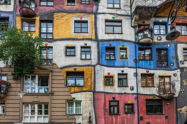 Viena Austria Julio 2019 Hundertwasserhaus Una Casa Apartamentos Viena Austria —  Fotos de Stock