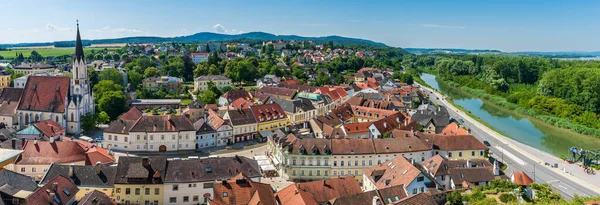 View Old Town Melk Wachau Abbey Situated Rock Overlooking Danube — Stock Photo, Image