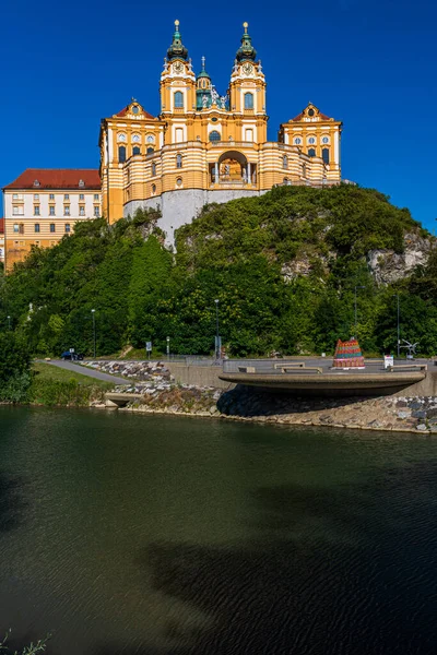 Melk Abbey Benediktinsk Kloster Ovanför Staden Melk Niederösterreich Österrike Klippig — Stockfoto