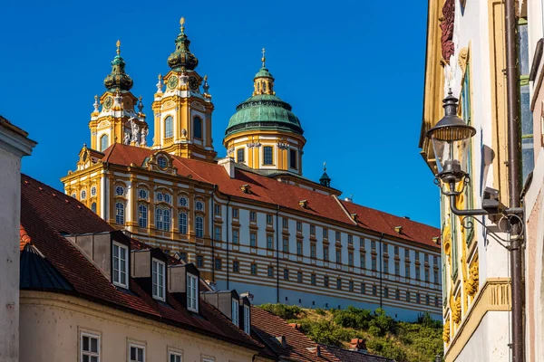 Abbaye Melk Est Une Abbaye Bénédictine Dessus Ville Melk Basse — Photo