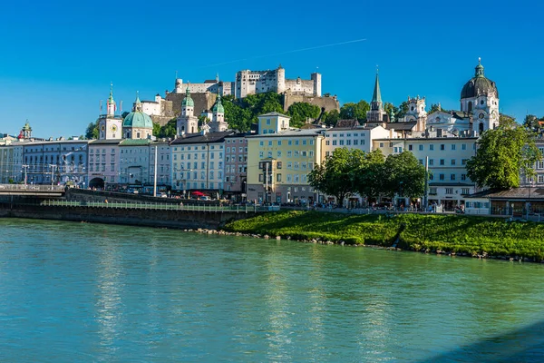 Salzburgs Historiska Centrum Ett Världsarv Sett Från Andra Sidan Floden — Stockfoto