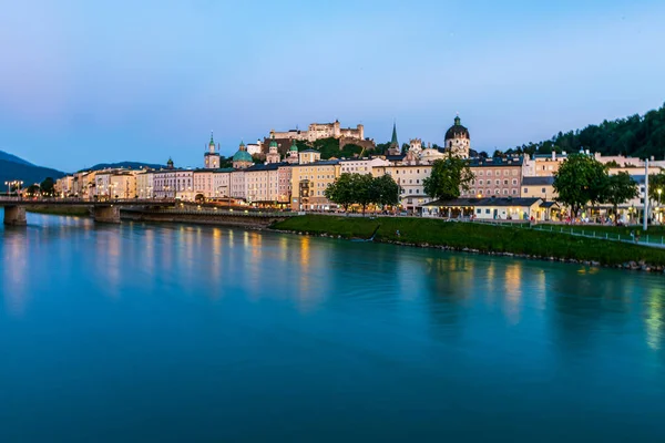 Historyczne Centrum Miasta Salzburg Światowego Dziedzictwa Unesco Drugiej Strony Rzeki — Zdjęcie stockowe