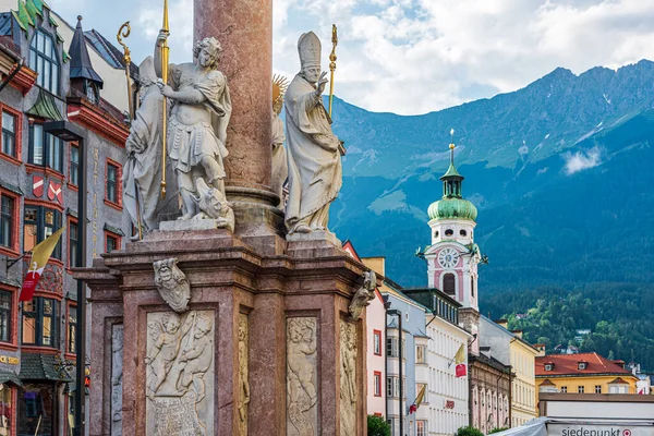 Kolumna Anny Znajduje Się Centrum Innsbrucka Ulicy Maria Theresien Strasse — Zdjęcie stockowe