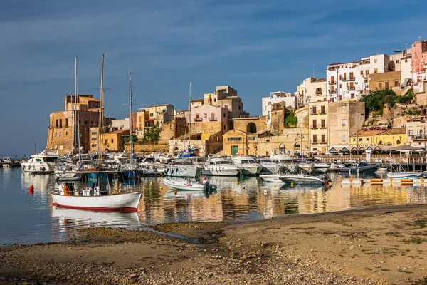 Puerto Del Antiguo Pueblo Castellammare Del Golfo Sicilia Con Sus — Foto de Stock