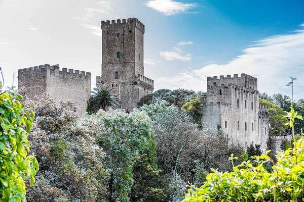 西西里爱丽斯古城的皮波利城堡也被称为Castello Del Balio 起源于撒拉逊时代 — 图库照片