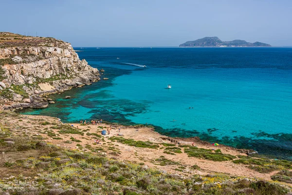 Costa Cala Rossa Uma Das Belas Baías Favignana Uma Das — Fotografia de Stock