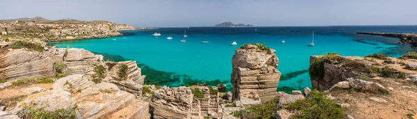 Das Ufer Cala Rossa Einer Der Wunderschönen Buchten Von Favignana — Stockfoto