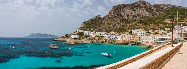 Білі Будинки Єдиного Рибальського Села Леванцо Одного Егадіанських Островів Сицилії — стокове фото