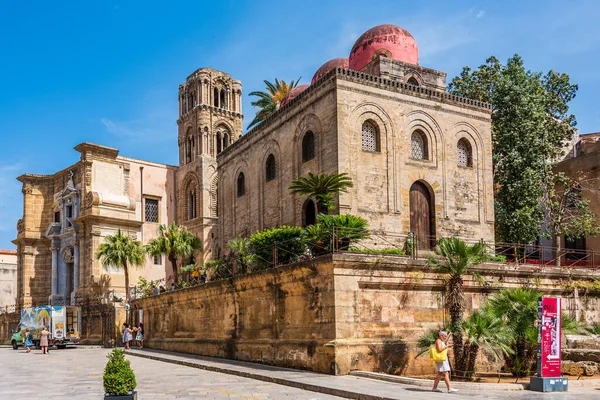 Iglesia San Cataldo Con Sus Cúpulas Rojas Casco Antiguo Palermo — Foto de Stock