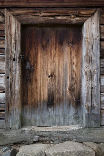 Eski ahşap kapı. Arka plan