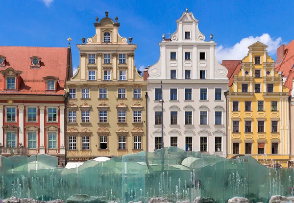 Wroclaw, Polen - 6 juli 2014: Fontänen på torget av — Stockfoto