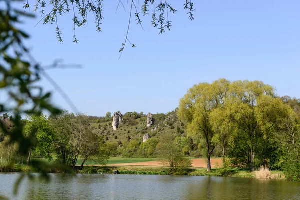 Paisagem bávara com lago — Fotografia de Stock