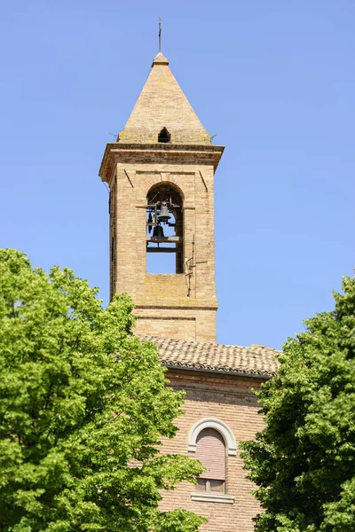 Churchtower in Urbisaglia — Stock fotografie