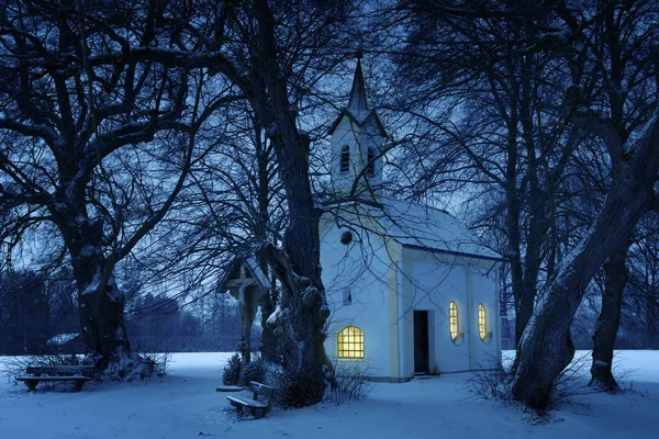 Chapel St. Wolfgang in winter in Bavaria — Stock Photo, Image
