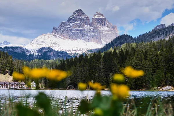 Landschap bij de cime di lavaredo in Zuid-Tirol — Stockfoto