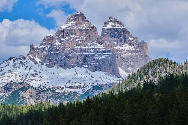 Landskap nära tre cime di lavaredo i Sydtyrolen — Stockfoto