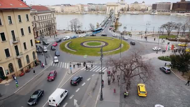 BUDAPEST, 15 MARZO 2019 Vista a la plaza Adam Clark en Budapest, Hungría — Vídeo de stock