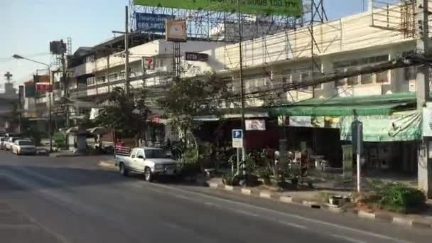 Thailand Chumphon rida Dec 26 2016 gatan på Chumphon — Stockvideo