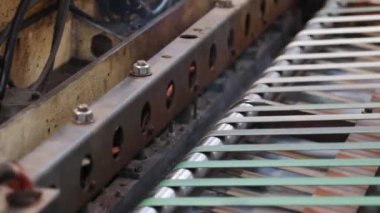 Genel endüstriyel makine hareket halinde çekim