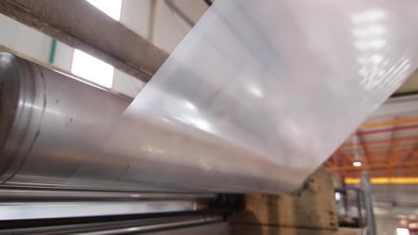 Постріл лінії виробництва промислових пластмасових виробів — стокове відео