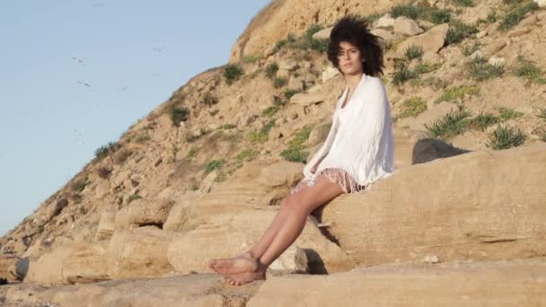 Shot of Young female at the desert — Stock Video