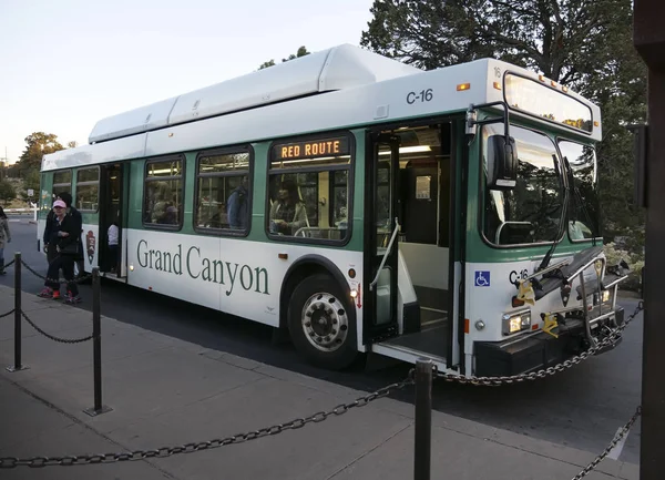 Grand Canyon Arizona Usa 1 November röd rutt besökare buss på Gr — Stockfoto