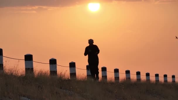 Asyalı Yaşlılar Için Görüş Egzersizi Son Sınıf Öğrencisi Sabahın Köründe — Stok video