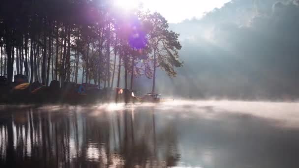 Tid Förflutit Morgonstämning Och Solljus Vid Sjön Pang Ung Forestry — Stockvideo