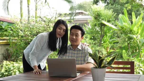 Couple Asian Sitting Work Laptop Home Technology Communication Work Home — Stock Video
