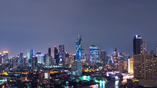 Blick Zeitraffer Auf Bangkok City Bei Nacht Und Eine Bootsfahrt — Stockvideo