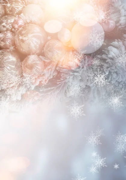 Vinter Abstrakt Blå Bakgrund Med Gran Grenar Snön Bokeh Solljus — Stockfoto