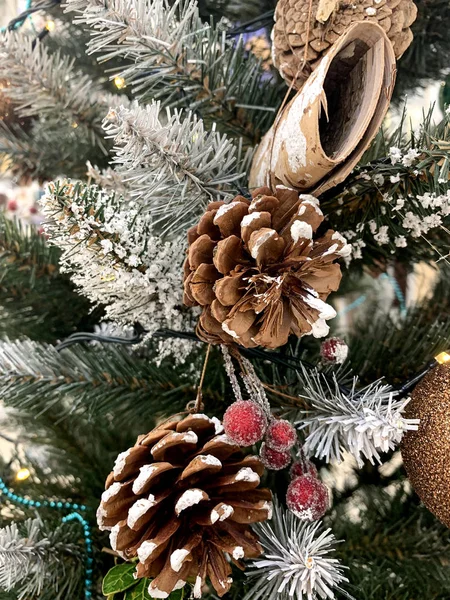 Juguetes Decoraciones Navideñas Fondo Navidad Año Nuevo Linternas Bolas Cuentas — Foto de Stock